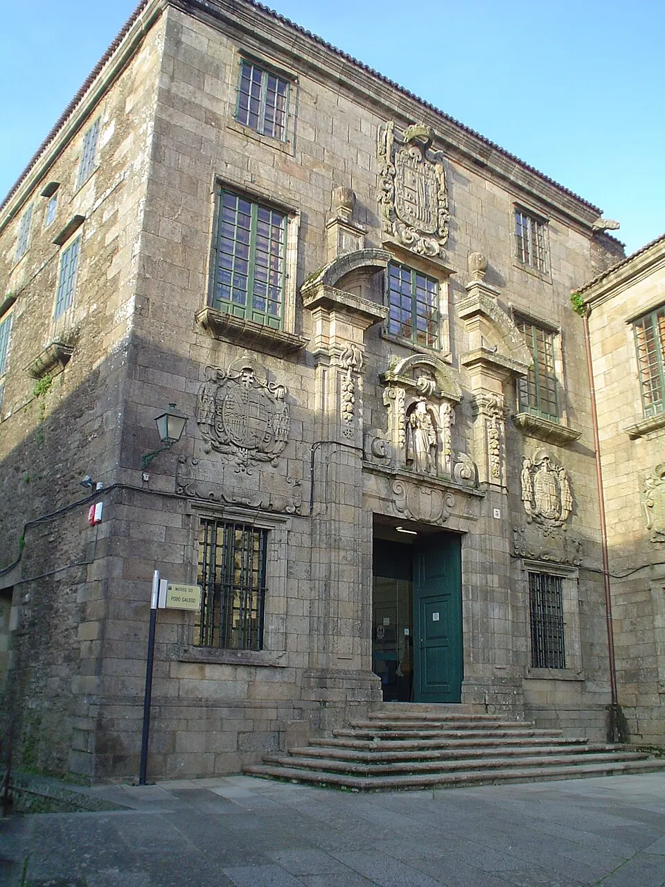 Escalera helicoidal del Museo do Pobo Galego