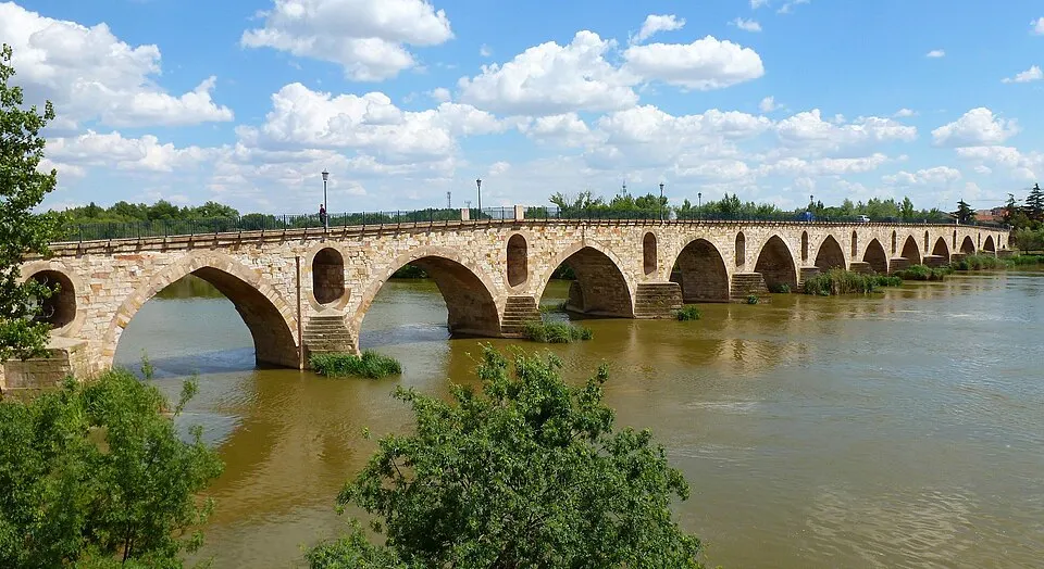 Puente de Piedra de Zamora