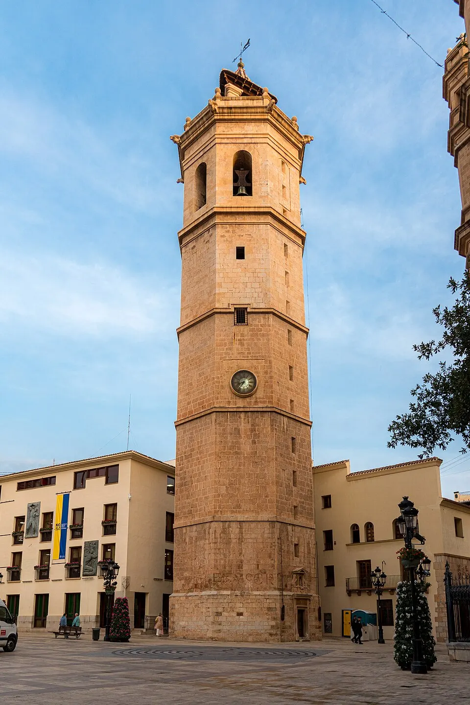 El Fadrí y la Concatedral de Castellón