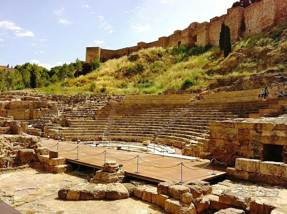 Teatro Romano de Málaga bajo la Alcazaba