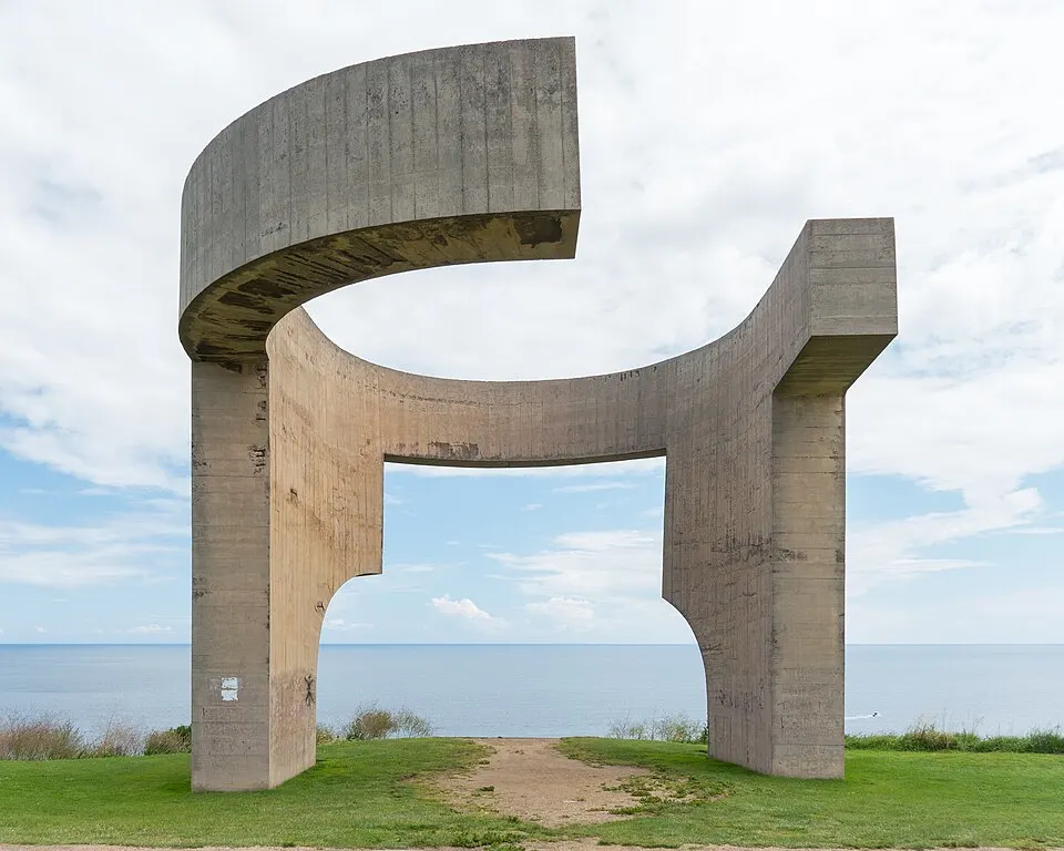 Elogio del Horizonte de Chillida