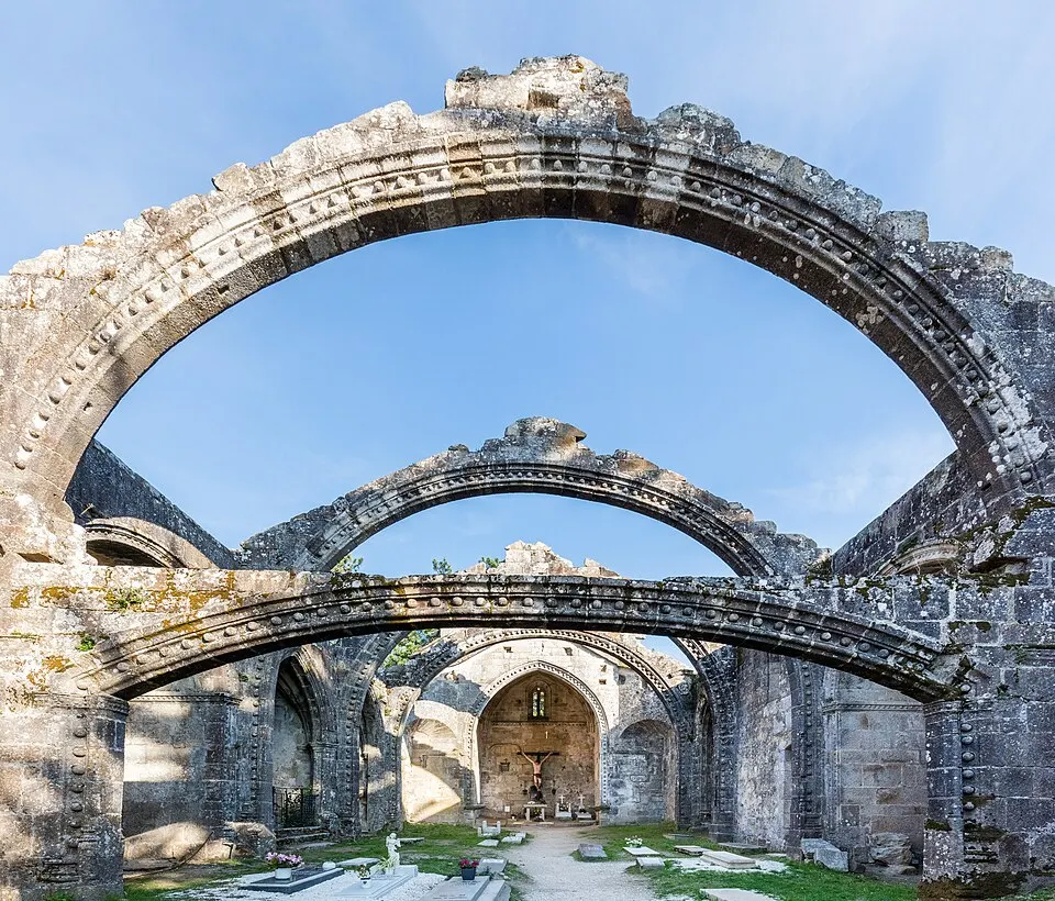 Ruinas de Santa Mariña Dozo