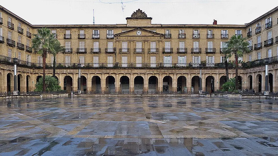 Soportales de la Plaza Nueva de Bilbao
