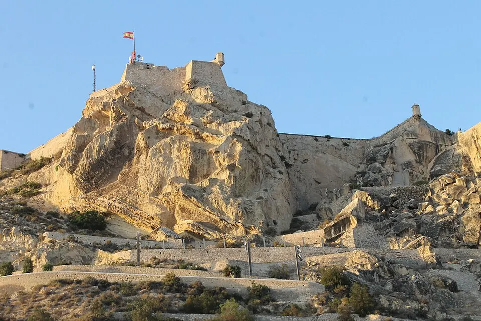 Castillo de Santa Bárbara sobre Alicante