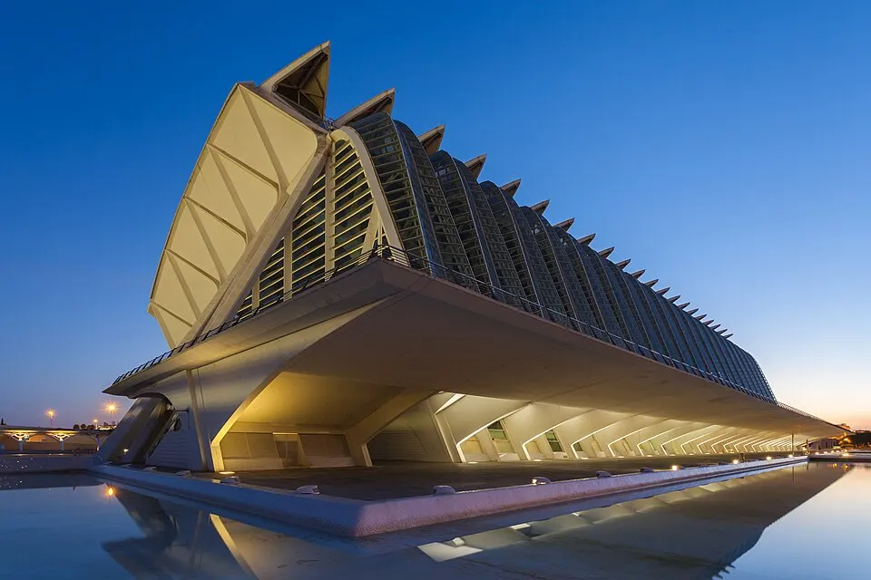 Estructura blanca del Museu de les Ciències