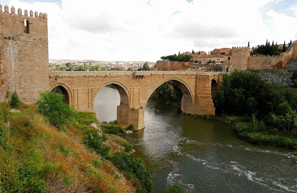 Puente de San Martín sobre el Tajo