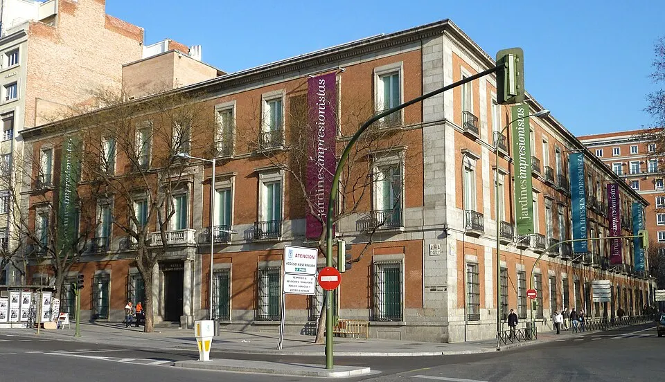 Fachada del Museo Thyssen-Bornemisza