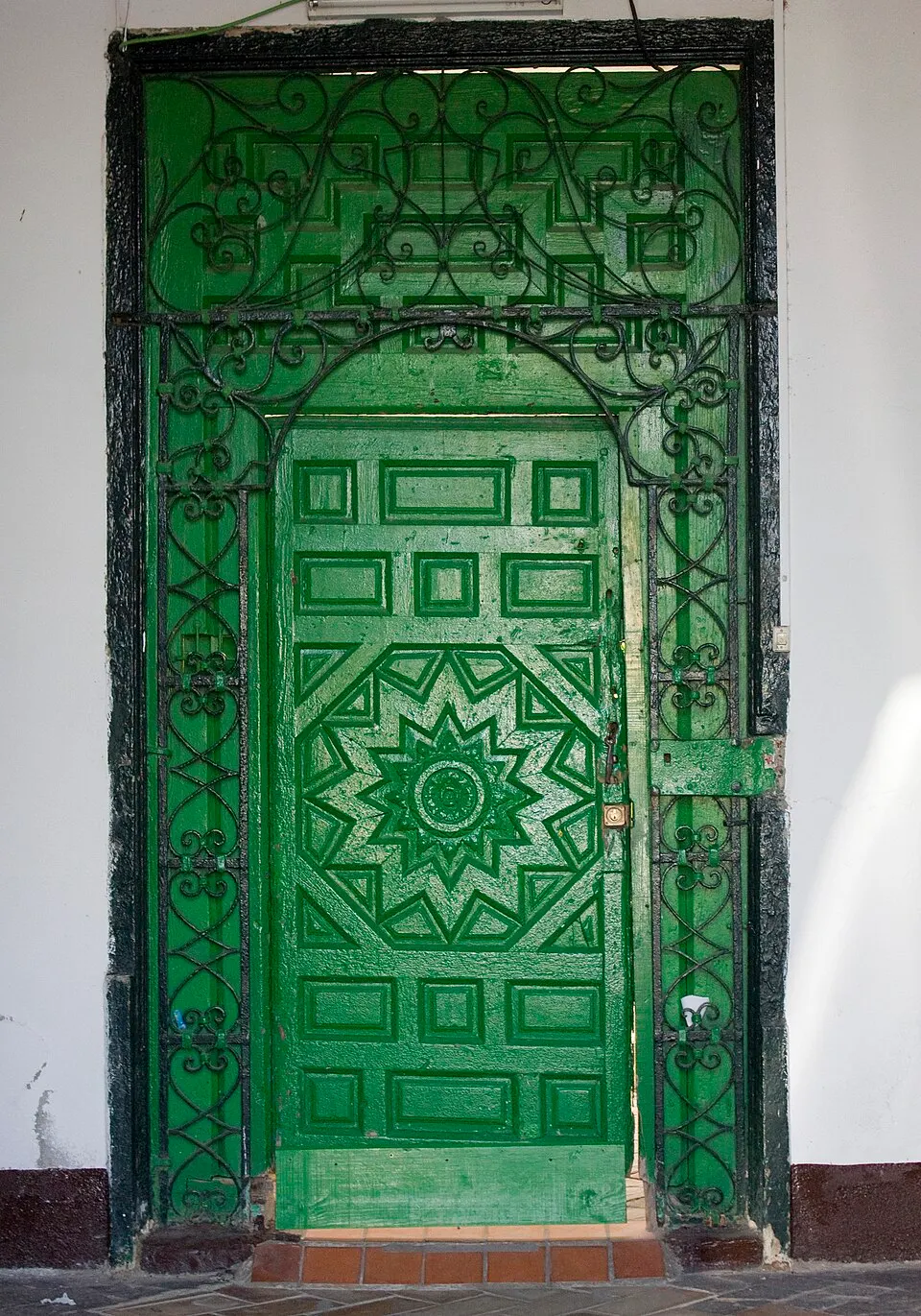 Casas de colores de la calle Betis en Triana