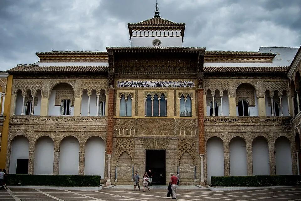 Fachada del Palacio del Rey Don Pedro en el Real Alcázar de Sevilla