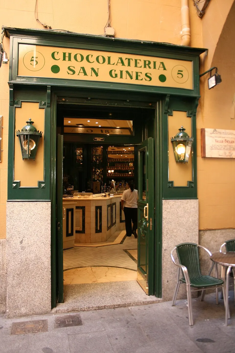 Chocolatería San Ginés en el pasadizo de San Ginés