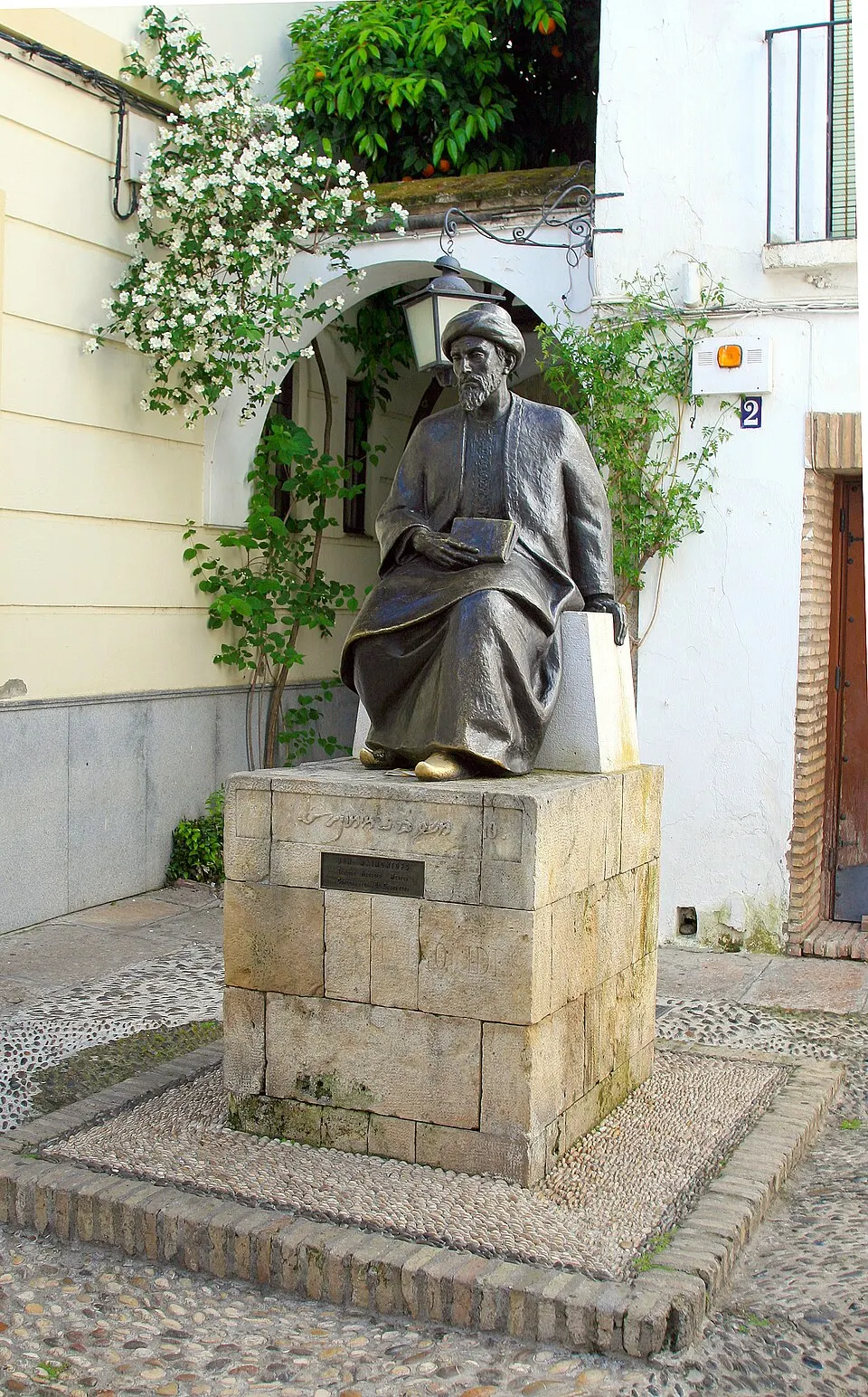 Calle blanca de la Judería de Córdoba
