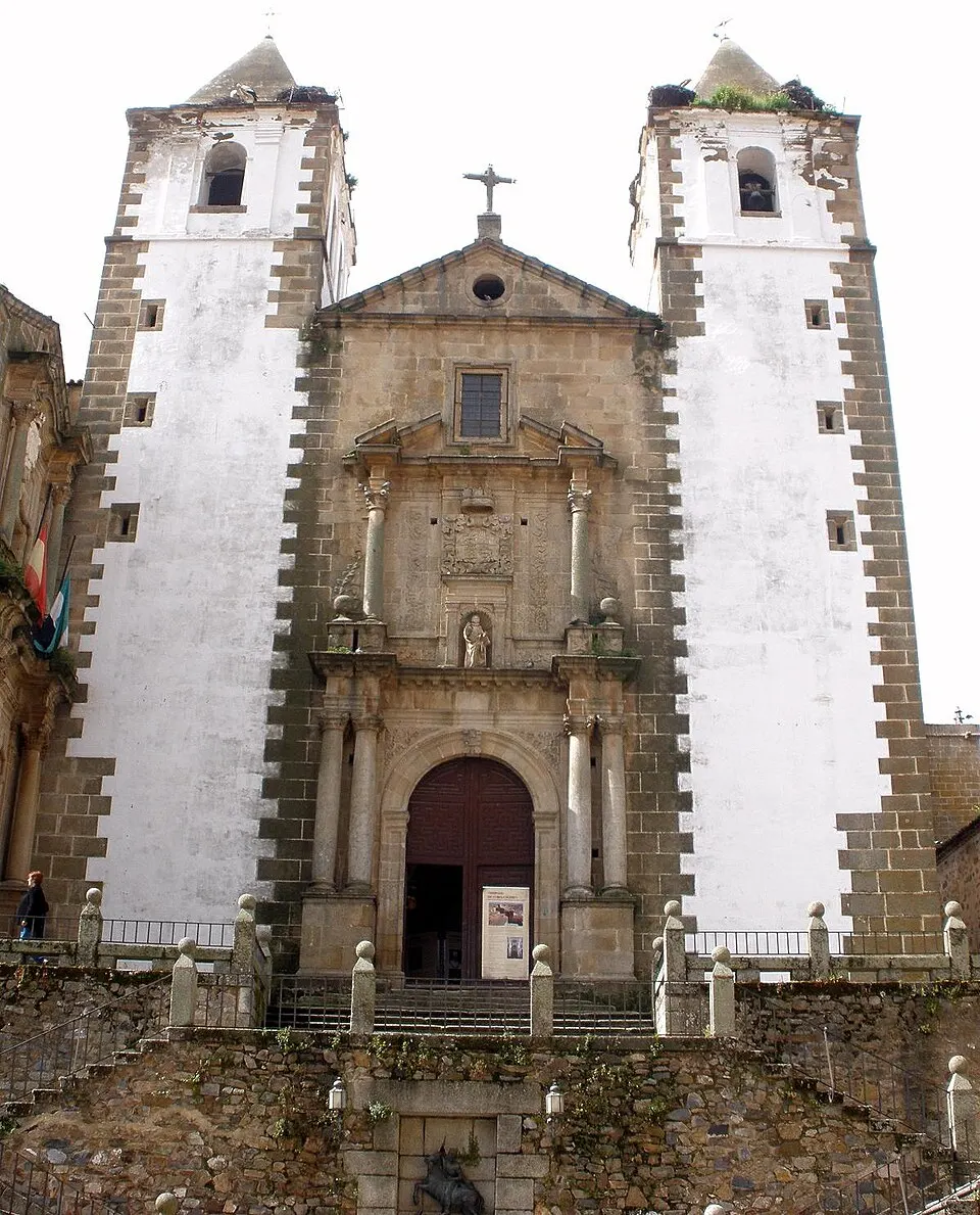 Iglesia de San Francisco Javier en la Plaza de San Jorge