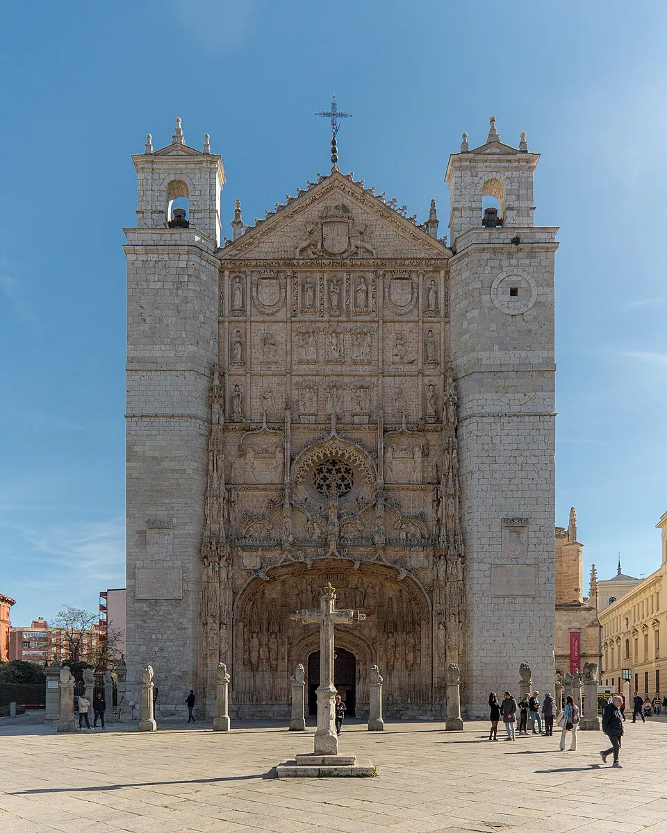 Fachada de la iglesia de San Pablo
