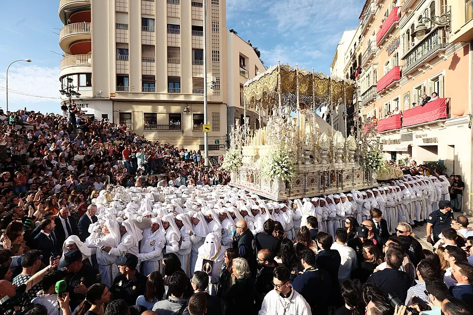 Trono de Semana Santa en Málaga