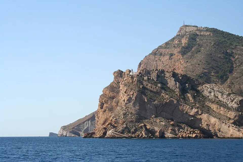 Faro del Albir en la Serra Gelada
